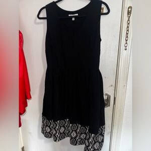 Chaus Black and White Midi Dress